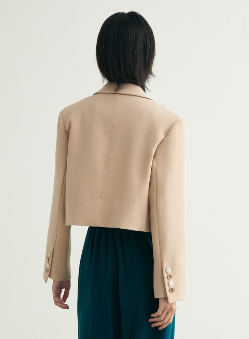 不對稱剪裁短版西裝外套